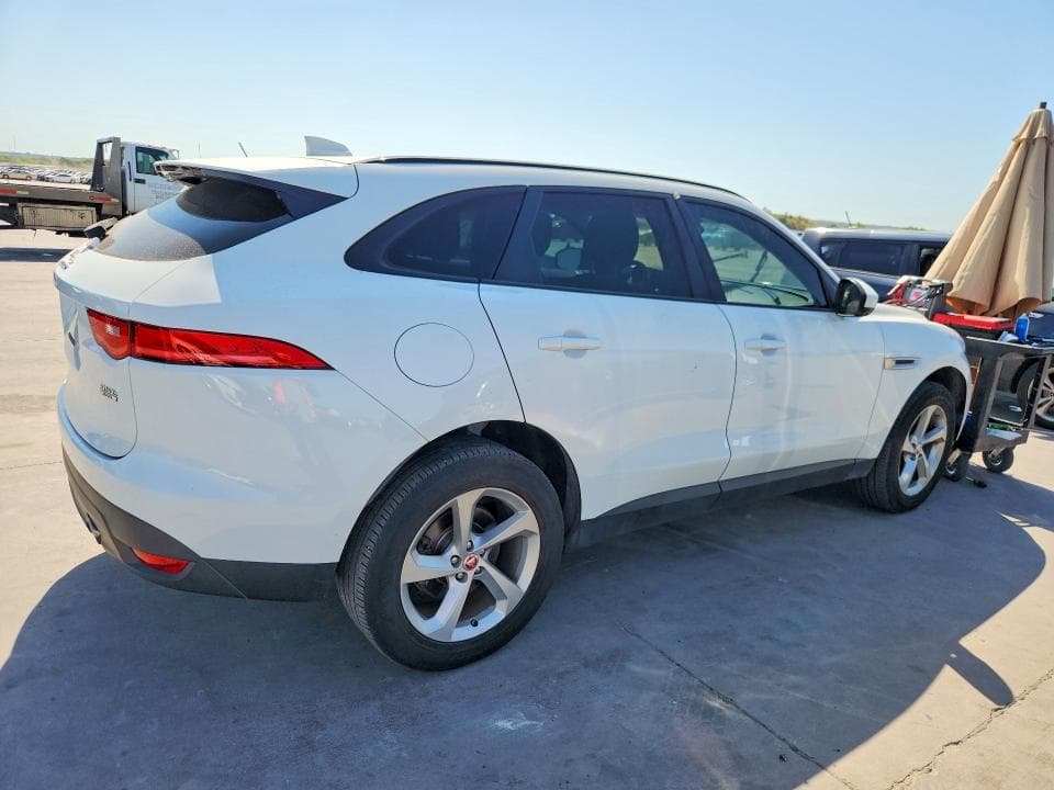 2017 JAGUAR F-PACE PREMIUM 3