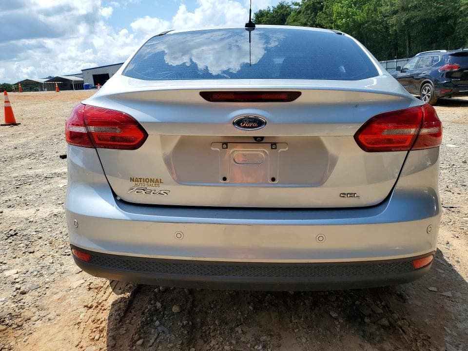 2017 FORD FOCUS SEL 6
