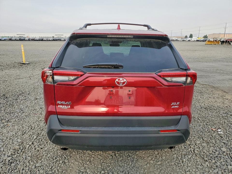 2024 TOYOTA RAV4 XLE 6