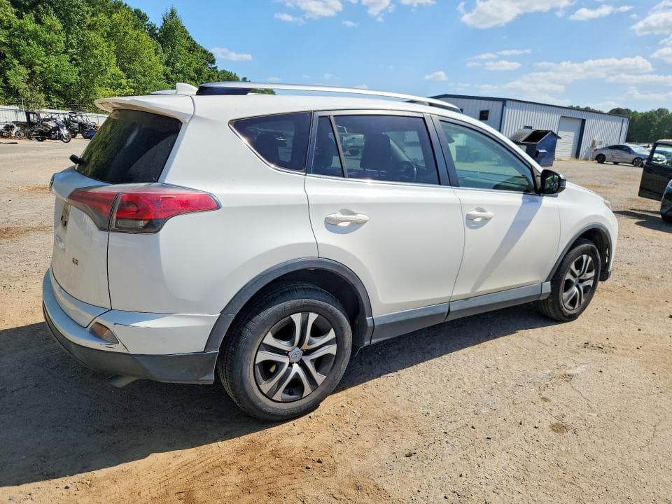 2017 TOYOTA RAV4 LE 3