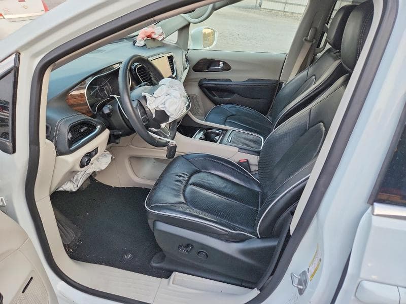 2022 CHRYSLER PACIFICA LIMITED 7