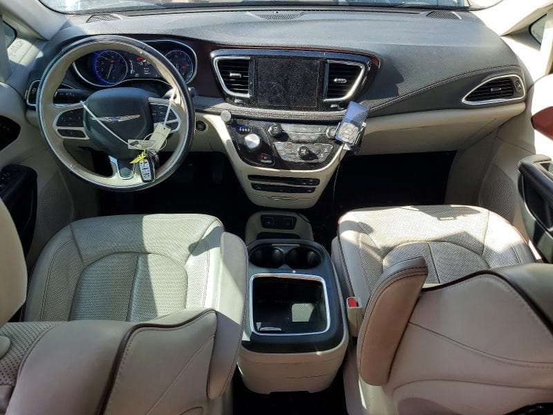 2018 CHRYSLER PACIFICA LIMITED 8