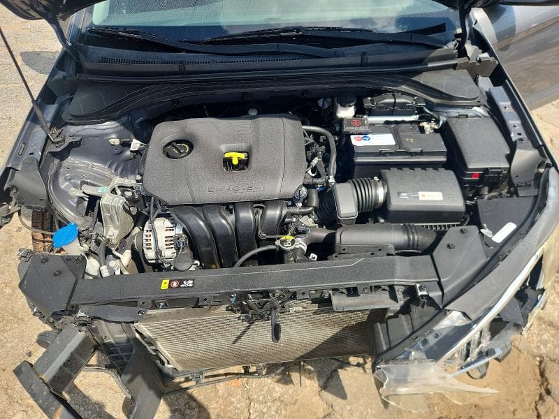 2019 HYUNDAI ELANTRA SEL 11