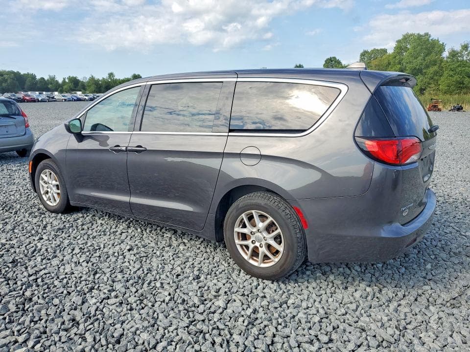 2017 CHRYSLER PACIFICA TOURING 2