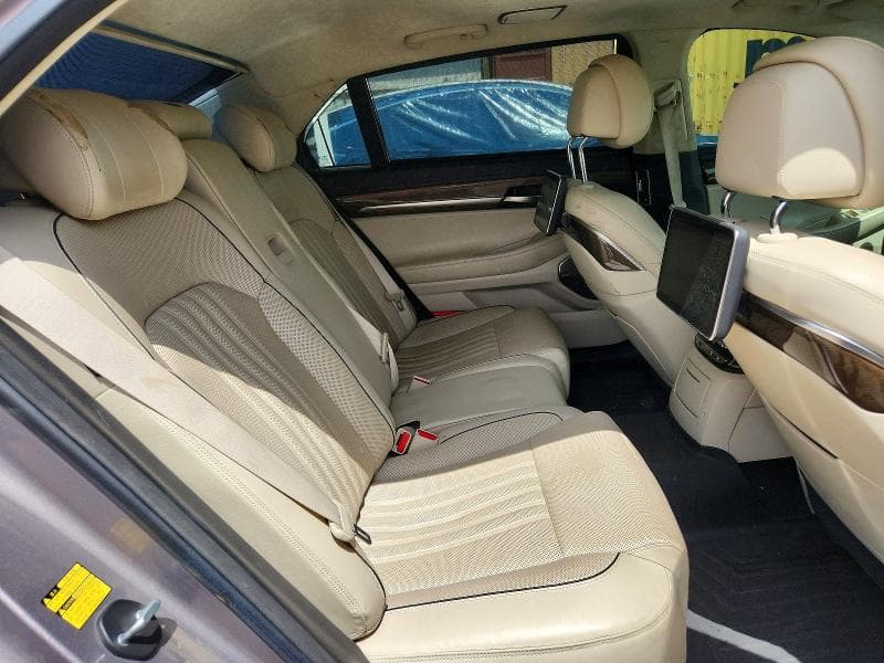 2018 GENESIS G90 ULTIMATE 10
