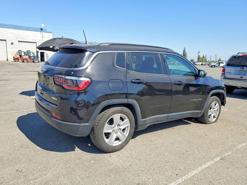 2022 JEEP COMPASS LATITUDE 3