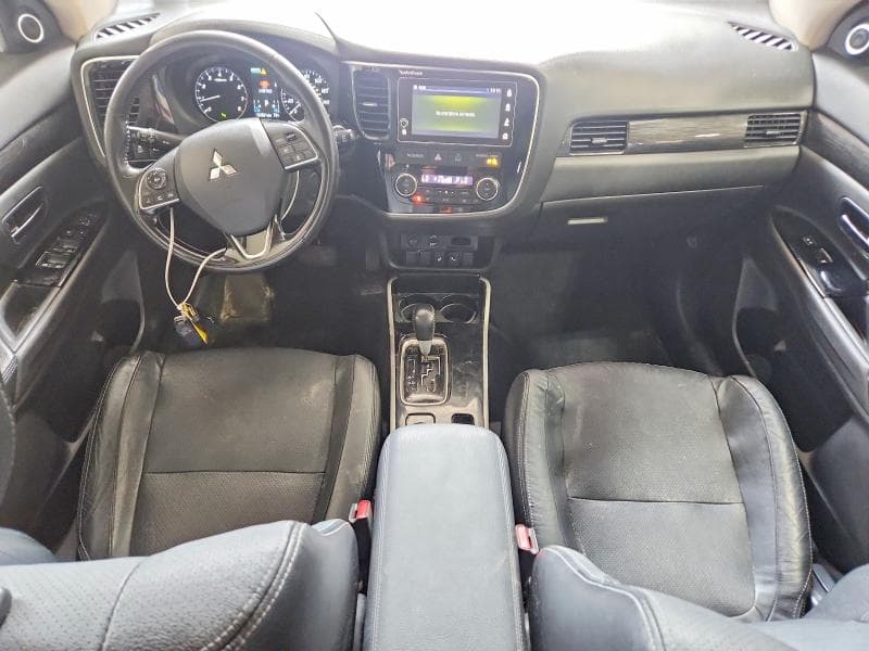 2018 MITSUBISHI OUTLANDER SE 8