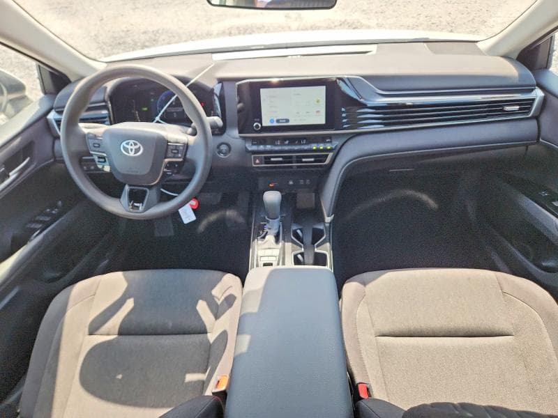 2025 TOYOTA CAMRY LE 8