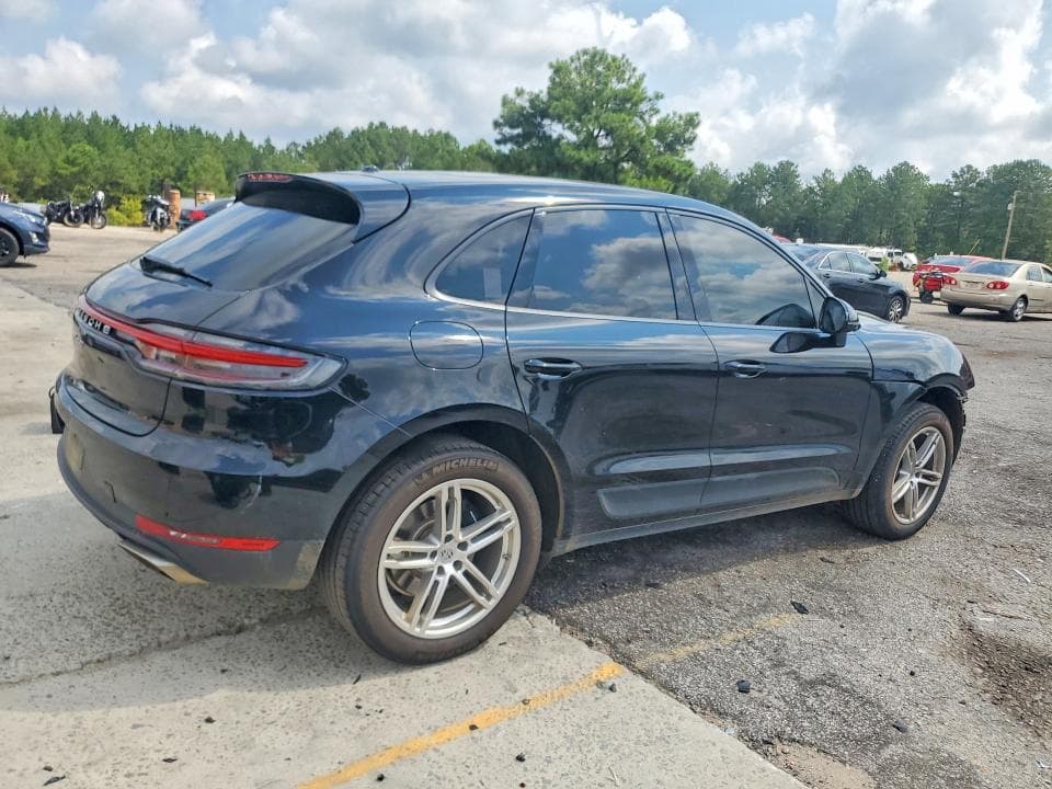 2021 PORSCHE MACAN 3