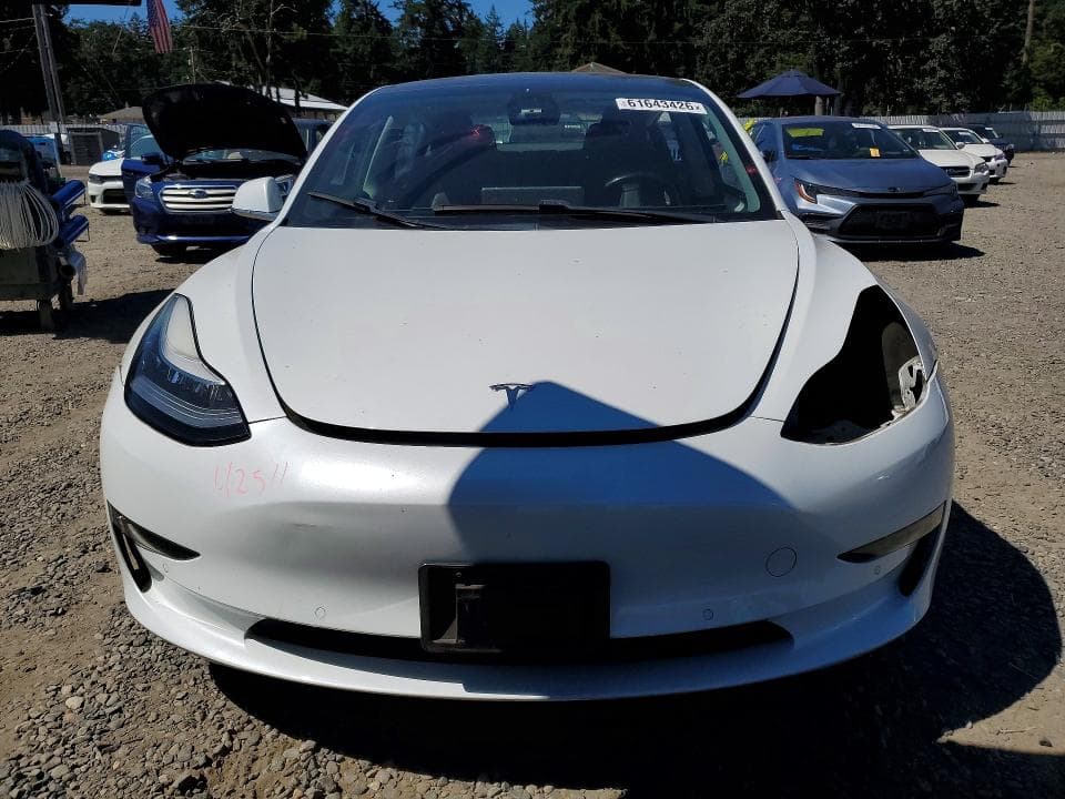 2018 TESLA MODEL 3 5