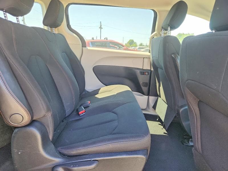 2018 CHRYSLER PACIFICA L 11