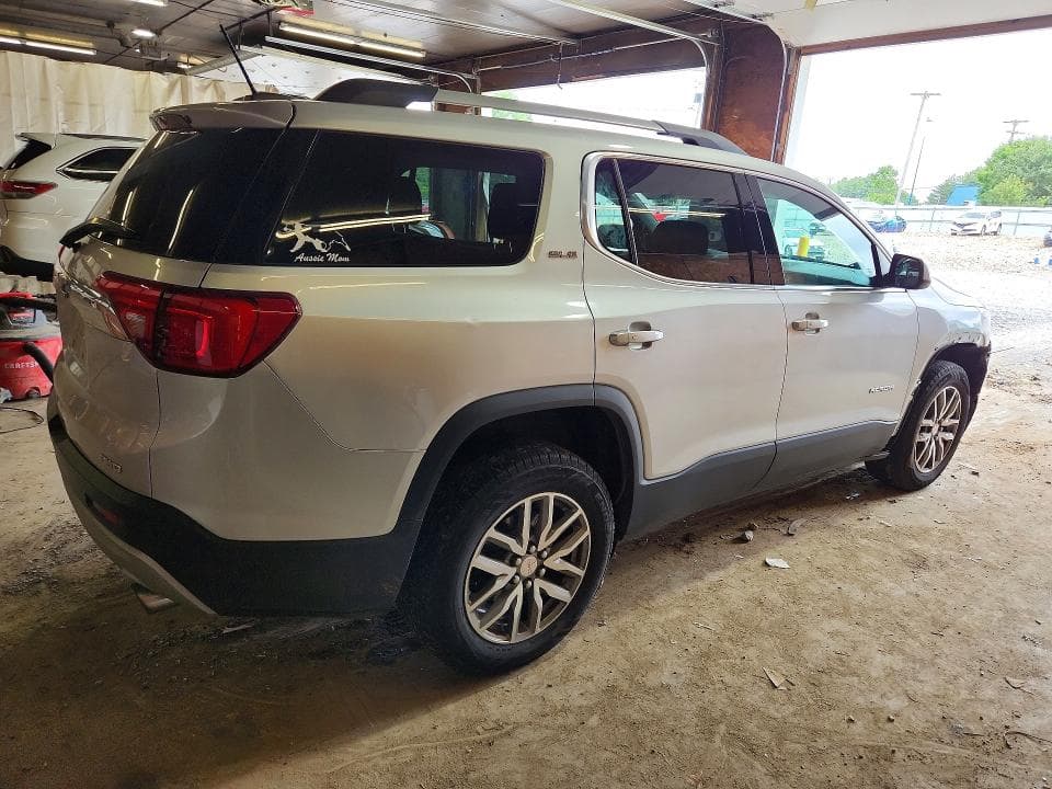 2017 GMC ACADIA SLE 3