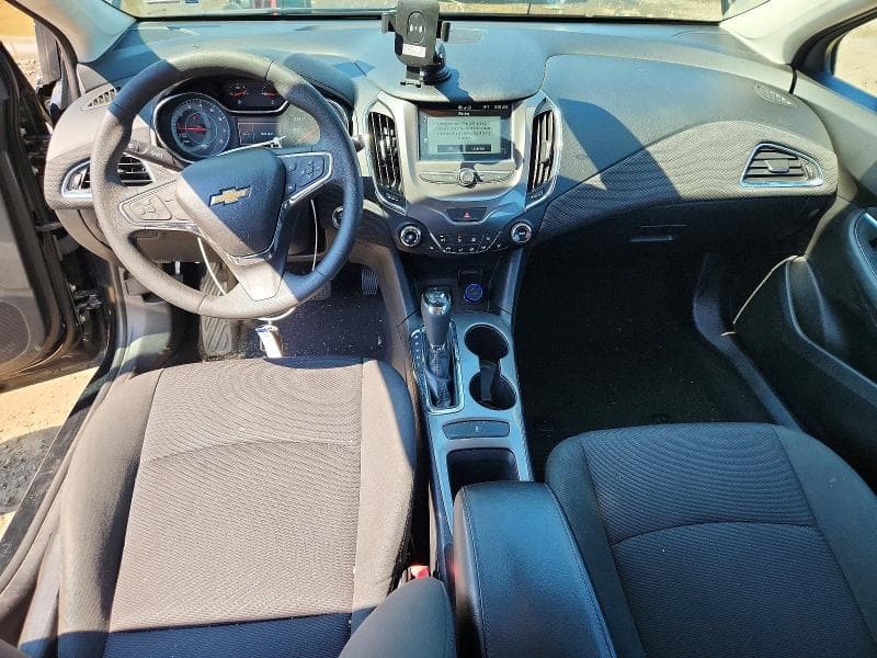 2017 CHEVROLET CRUZE LT 8