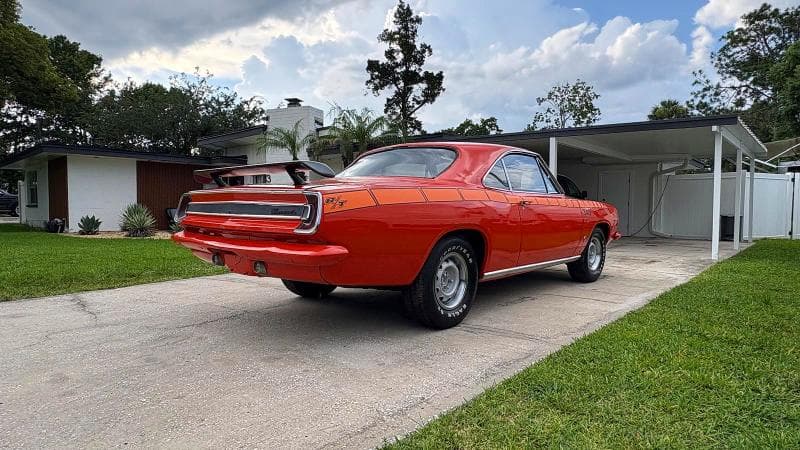 1967 PLYMOUTH BARRACUDA 4