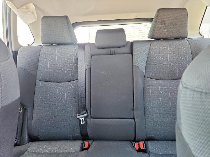2022 TOYOTA RAV4 XLE 10