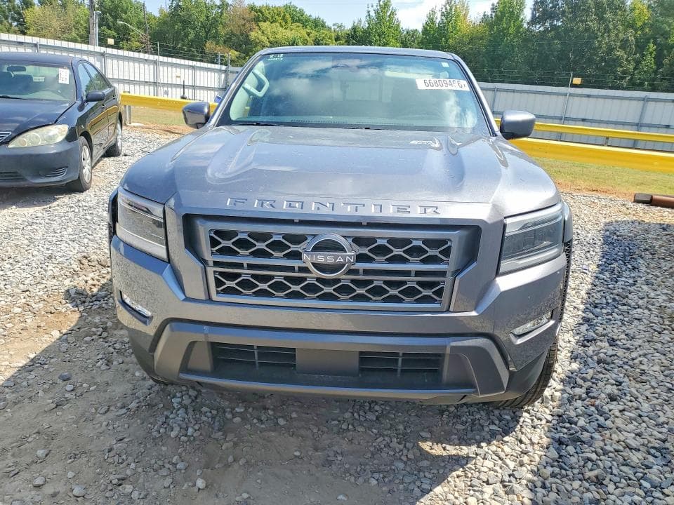 2023 NISSAN FRONTIER SV 5
