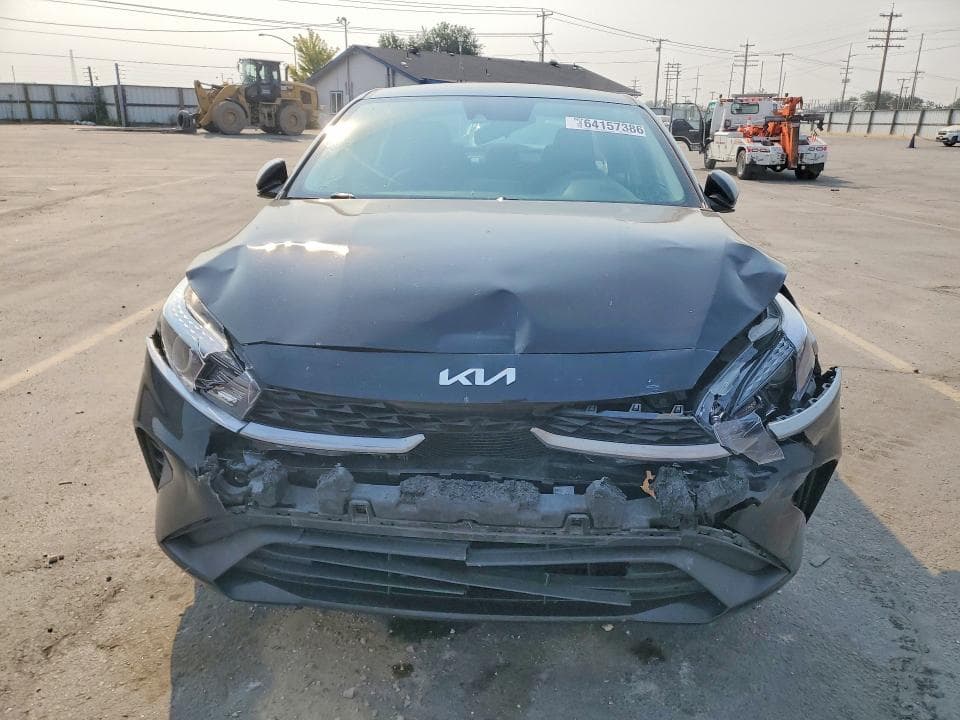 2023 KIA FORTE LXS 5