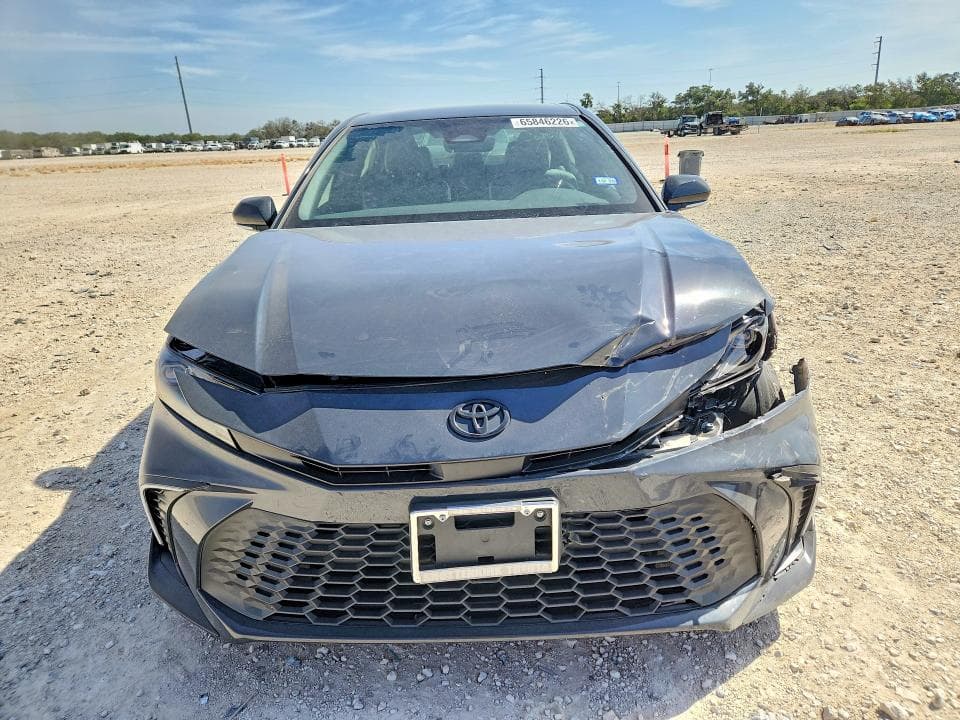 2025 TOYOTA CAMRY SE 5