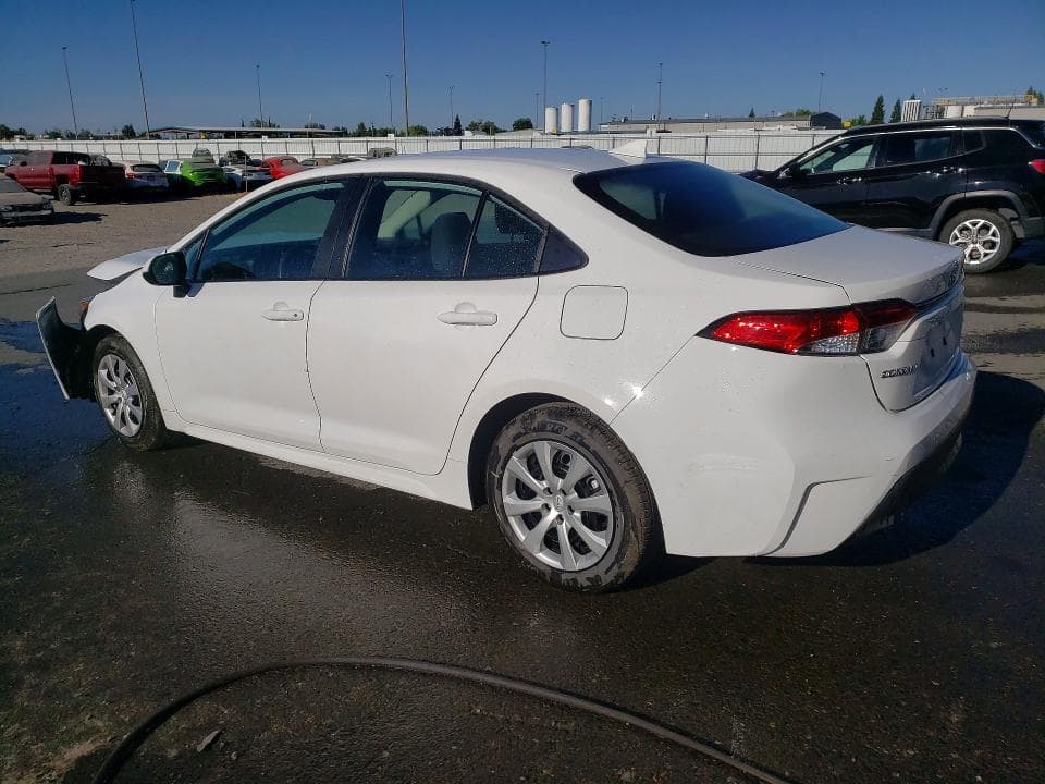 2026 TOYOTA COROLLA LE 2