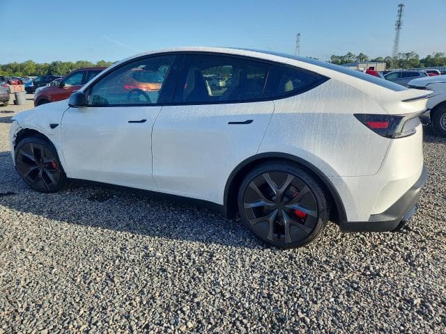2026 TESLA MODEL Y 2