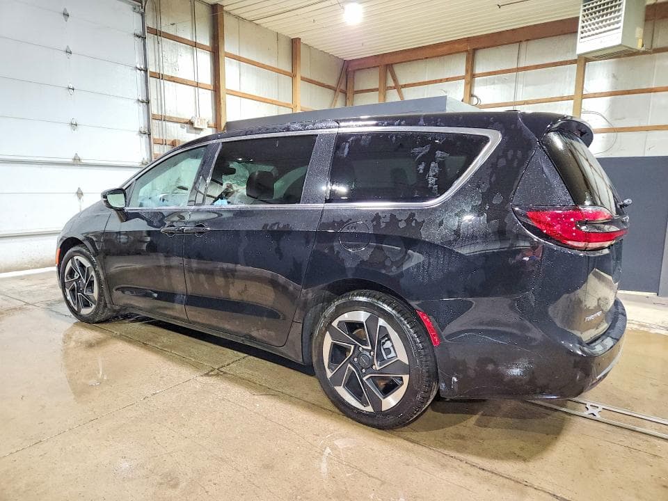 2027 CHRYSLER PACIFICA LIMITED 2