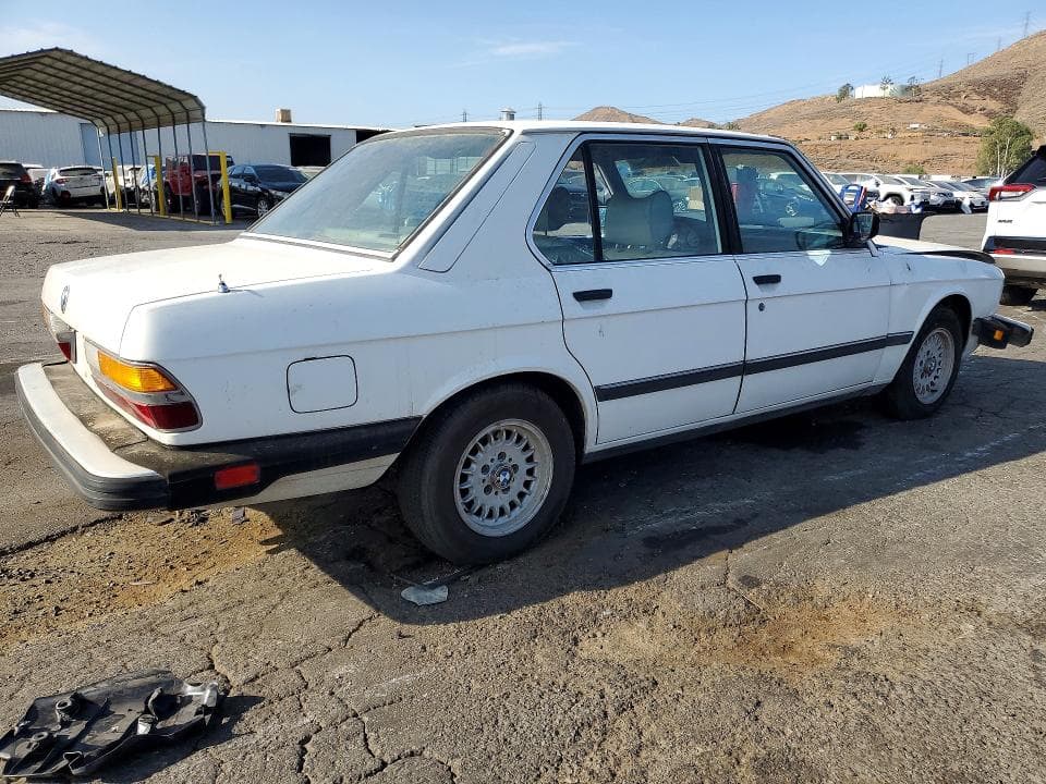 1984 BMW 528 E AUTOMATIC 3