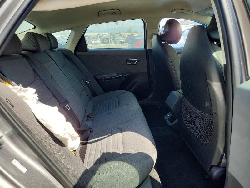 2025 KIA K4 EX 10