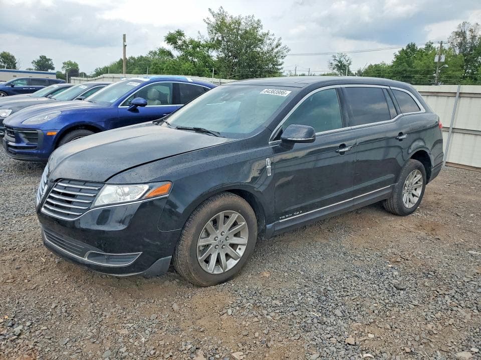 2019 LINCOLN MKT - 1