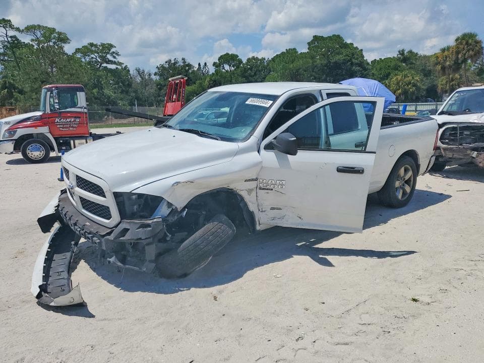 2019 RAM 1500 CLASSIC TRADESMAN - 1