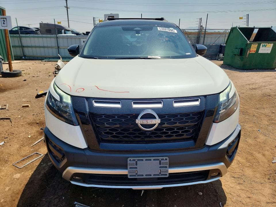 2023 NISSAN PATHFINDER SV 5