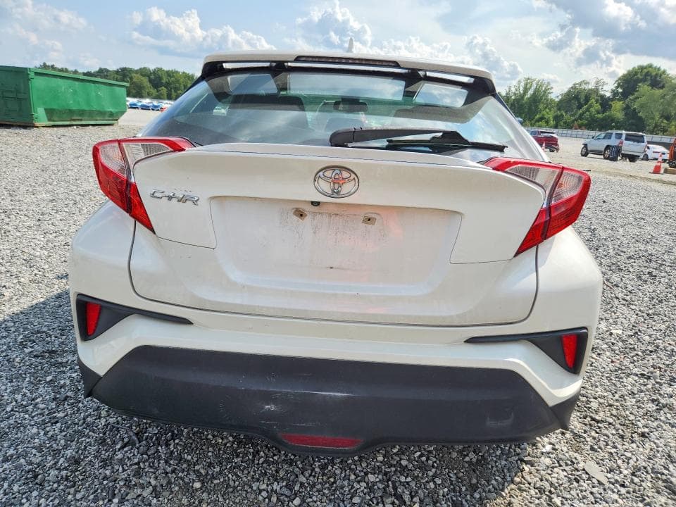 2018 TOYOTA C-HR XLE PREMIUM 6