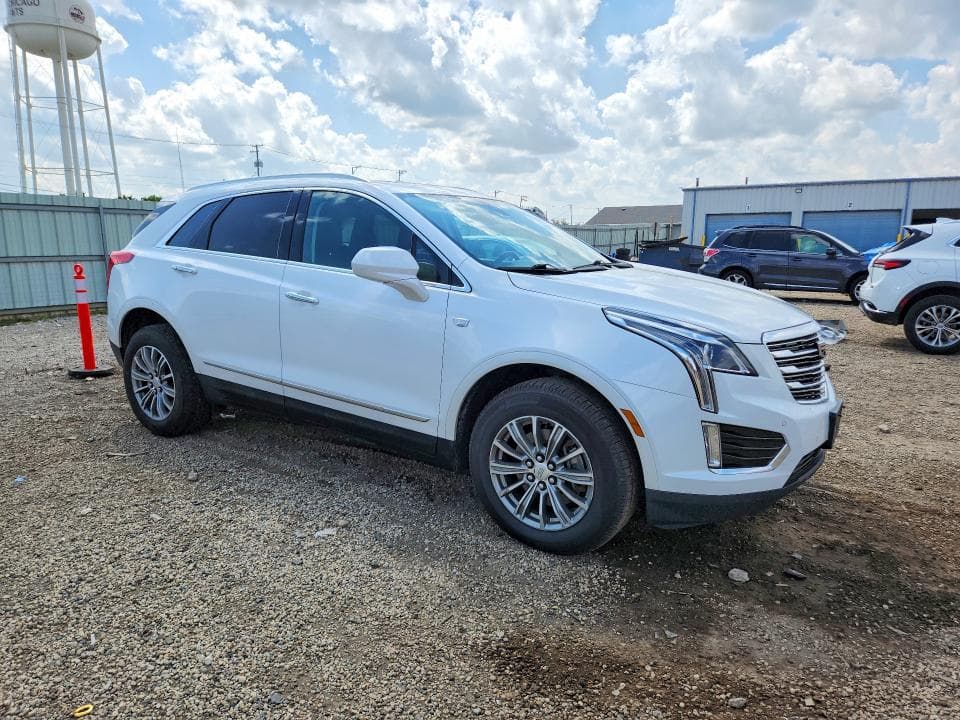 2017 CADILLAC XT5 LUXURY 4