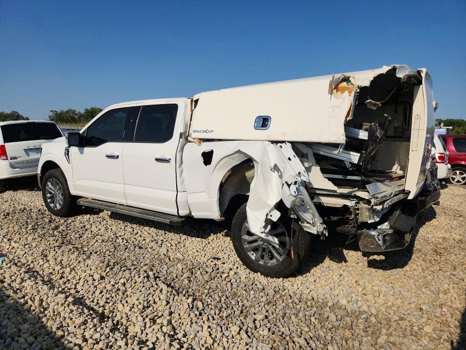 2024 FORD F150 XLT 2