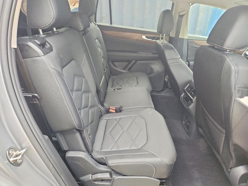 2025 VOLKSWAGEN ATLAS SE 11
