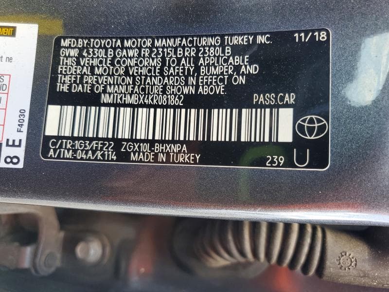 2019 TOYOTA C-HR XLE 13