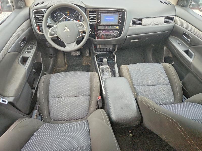 2018 MITSUBISHI OUTLANDER ES 8