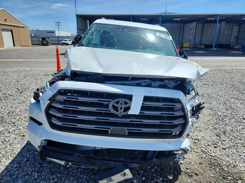 2023 TOYOTA SEQUOIA LIMITED 5