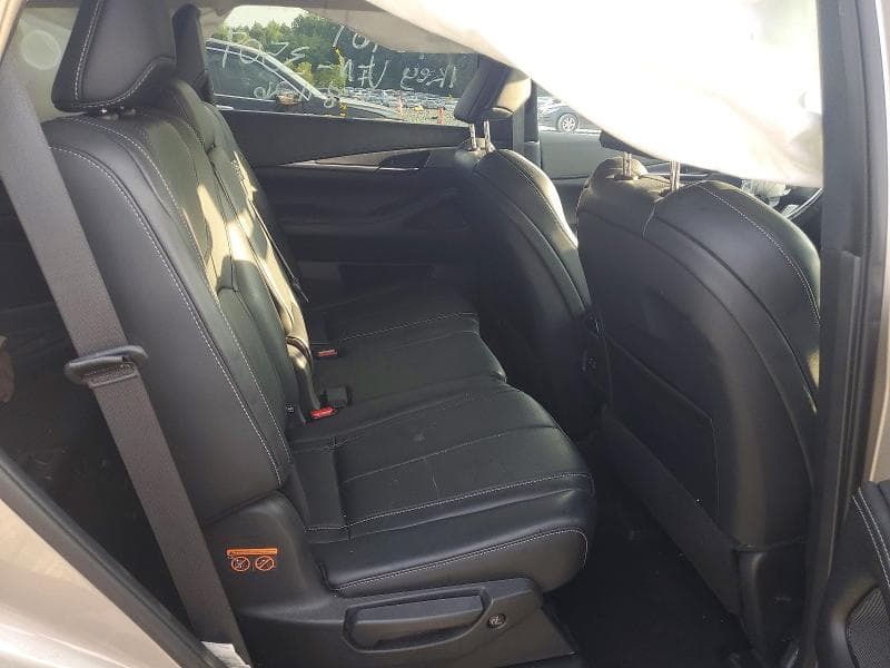 2023 INFINITI QX60 LUXE 11