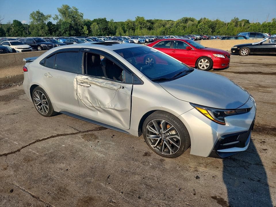 2021 TOYOTA COROLLA SE 4