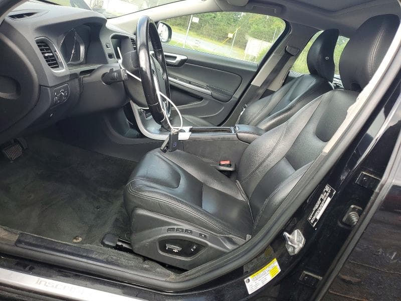 2017 VOLVO S60 T5 7