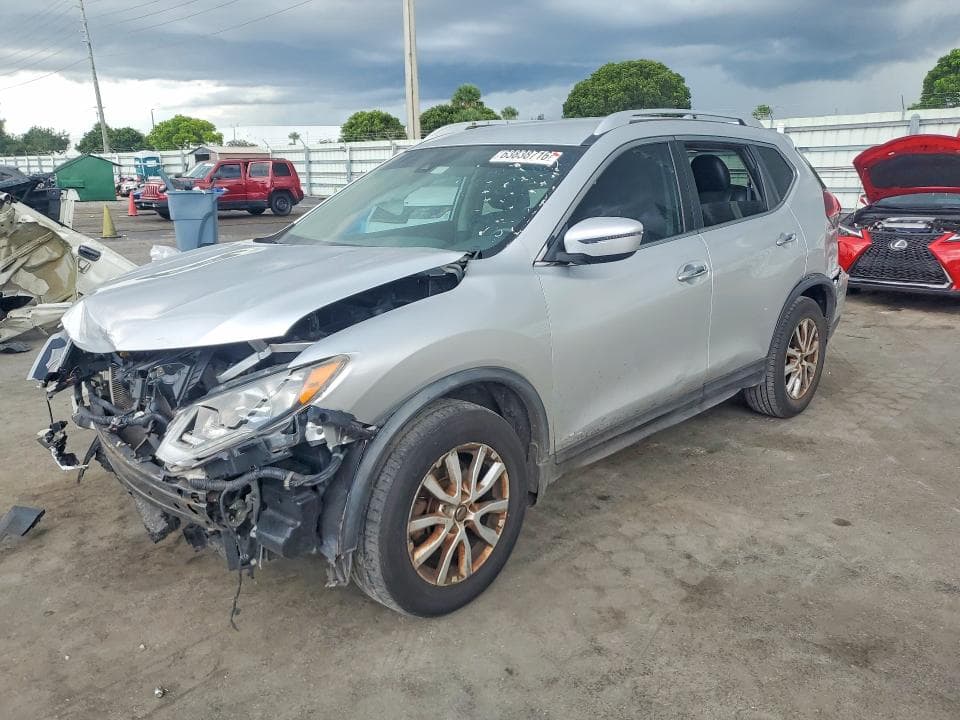 2019 NISSAN ROGUE SV - 1