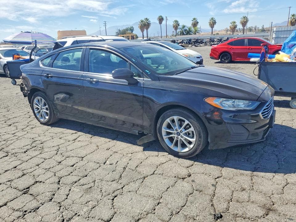 2020 FORD FUSION SE 4