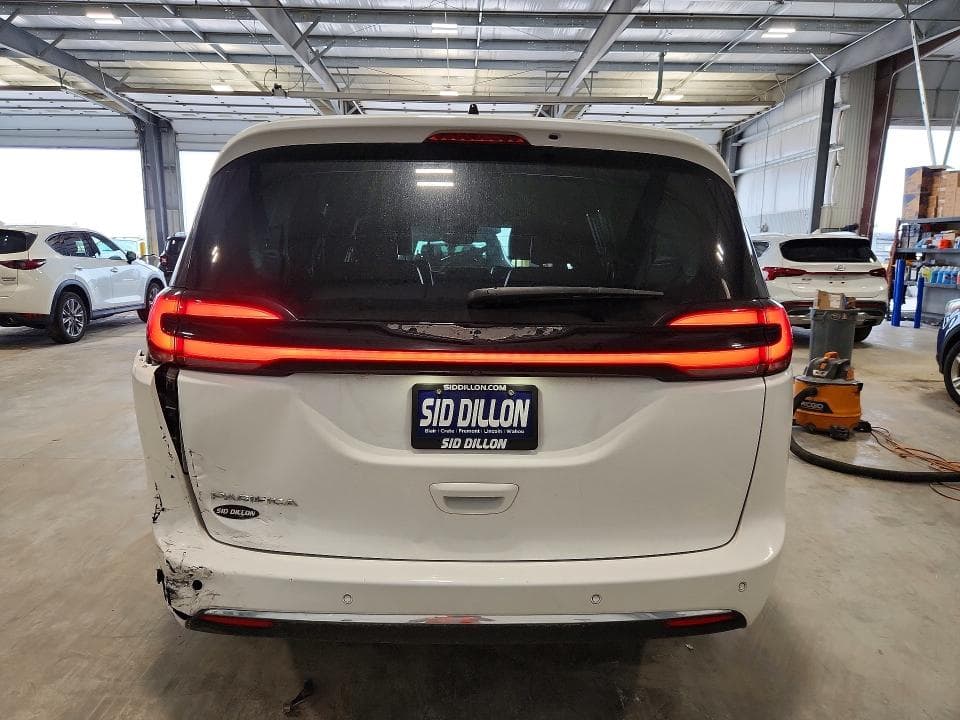 2024 CHRYSLER PACIFICA TOURING L 6