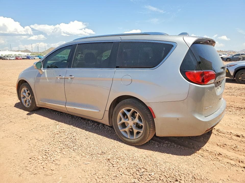 2017 CHRYSLER PACIFICA LIMITED 2
