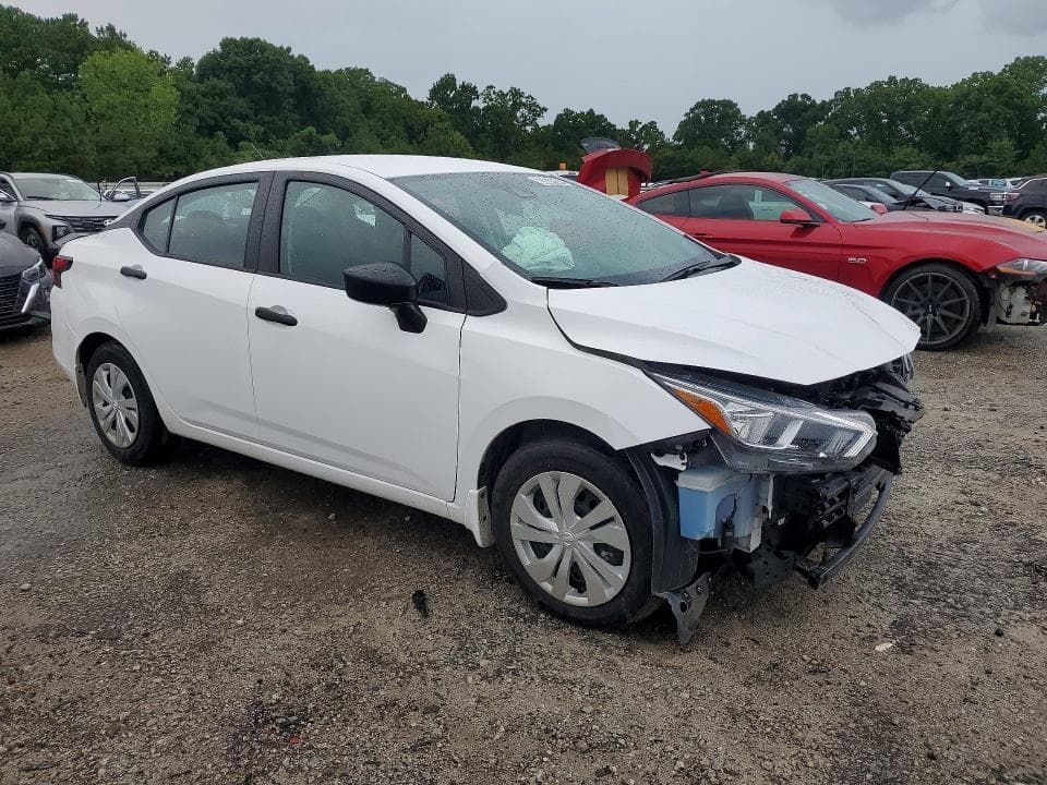 2024 NISSAN VERSA S 4