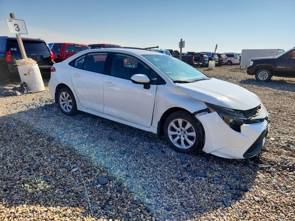 2024 TOYOTA COROLLA LE 4