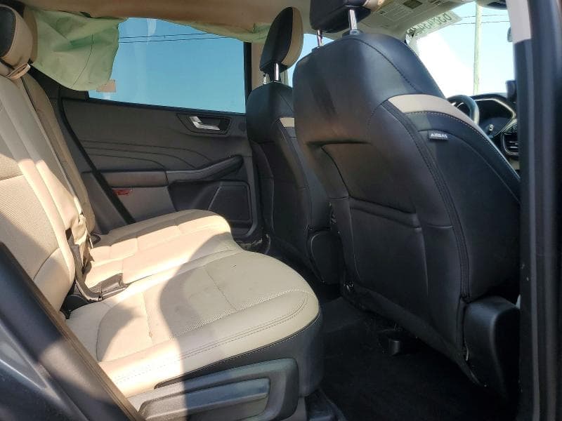 2021 FORD ESCAPE SEL 11