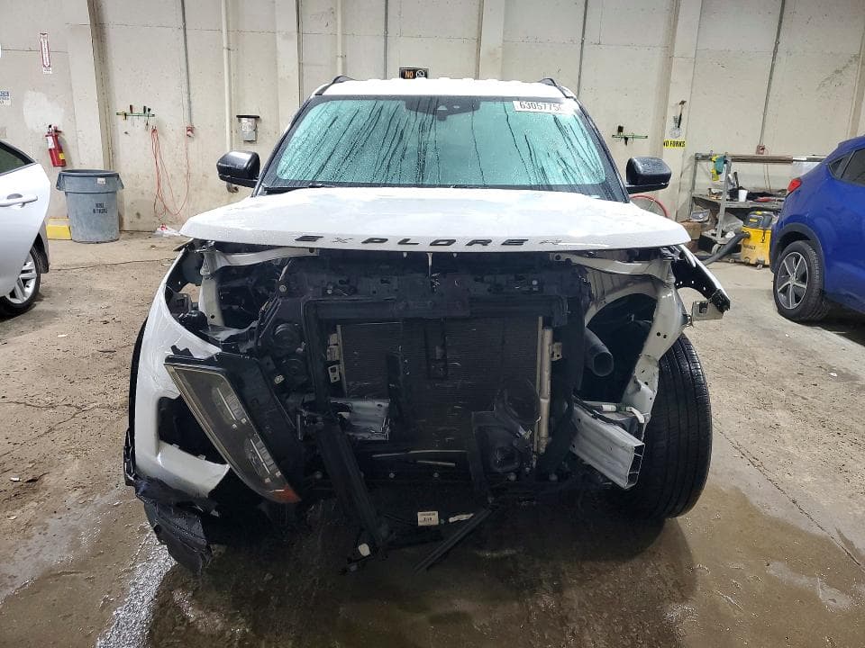 2020 FORD EXPLORER XLT 5