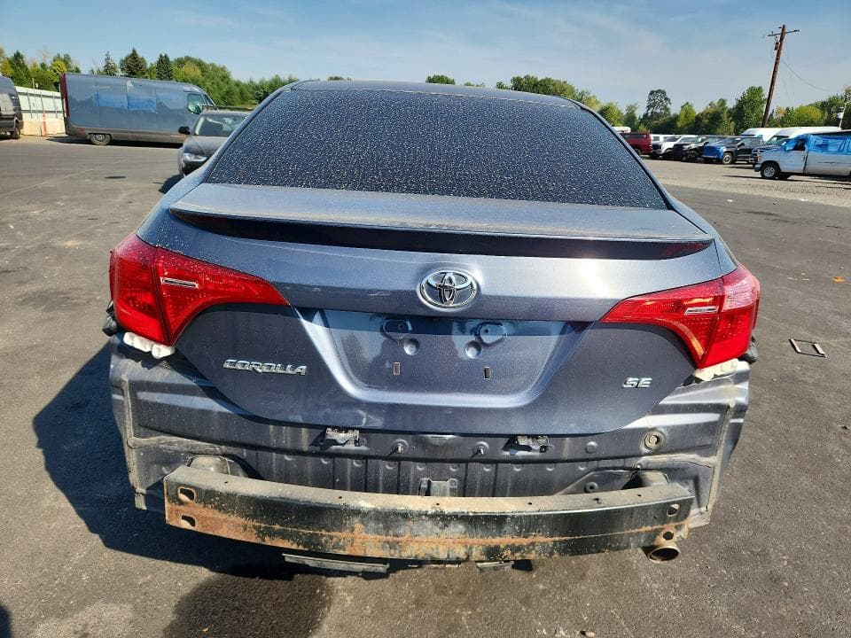 2018 TOYOTA COROLLA SE 6