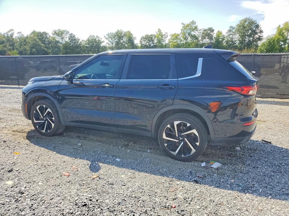 2022 MITSUBISHI OUTLANDER ES 2